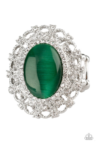 BAROQUE the Spell Green Paparazzi Ring