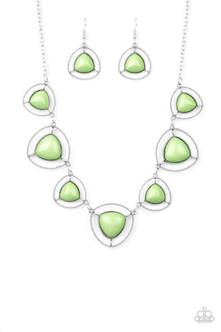 Make a Point Green Paparazzi Necklace
