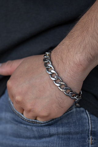 Leader Board - Black - Gunmetal Curb Chain Paparazzi Men's Bracelet